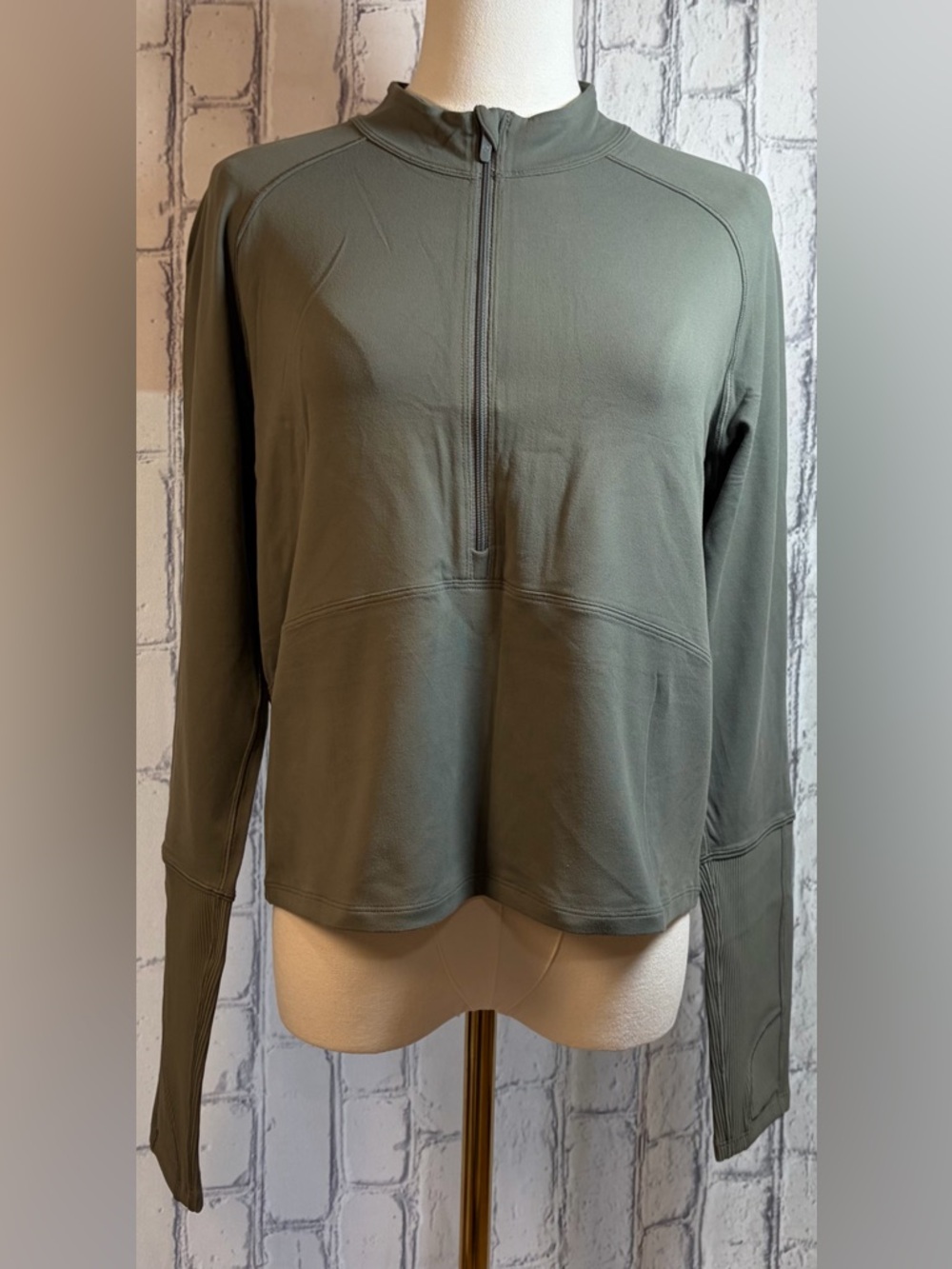 Lululemon Size:12 Women’s Olive Green Zip-Front Long Sleeve Top